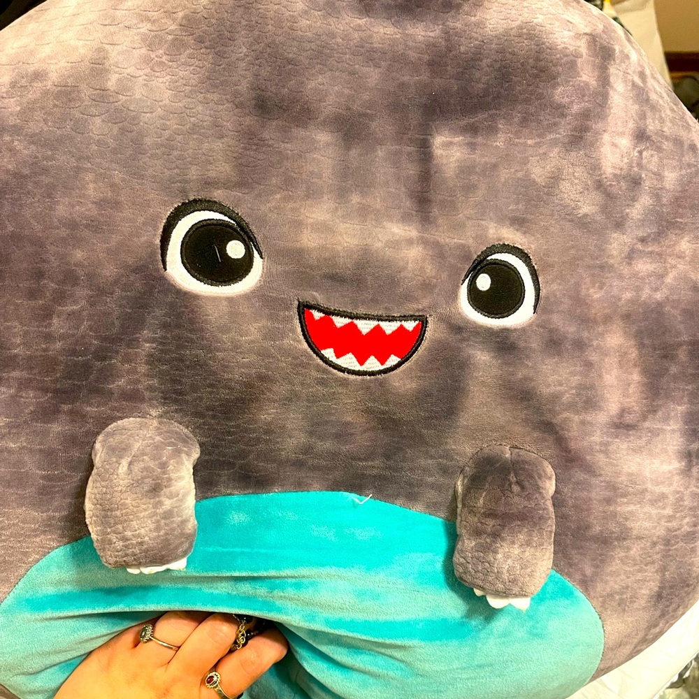 XL squishmallow